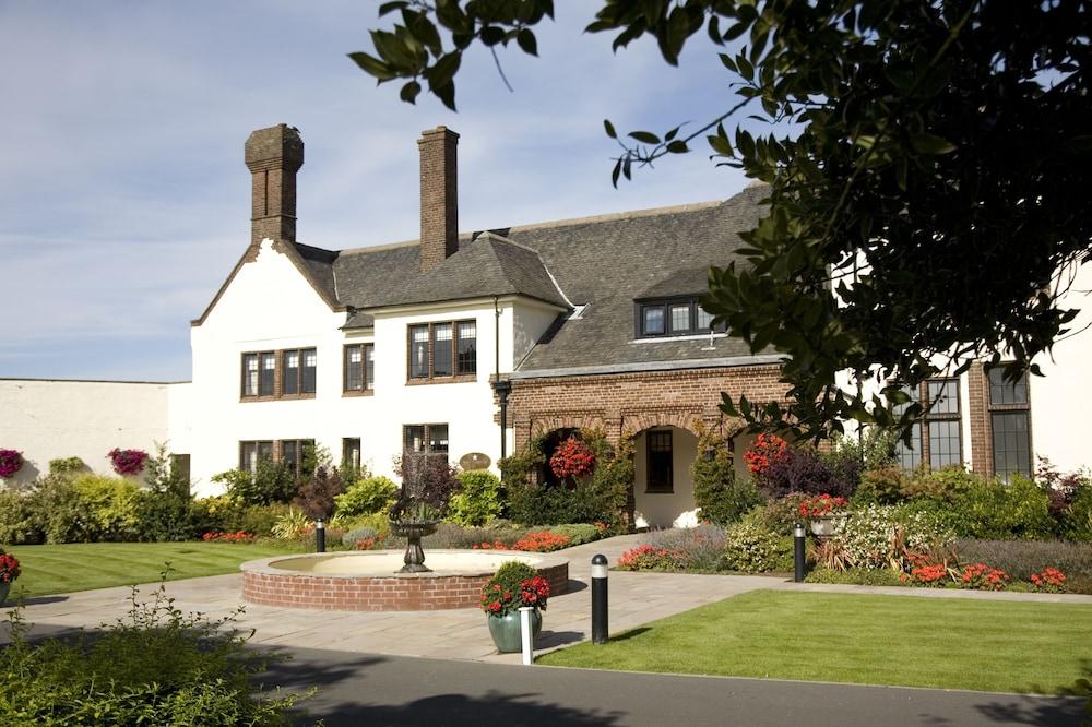 Western House Hotel Ayr Exterior photo